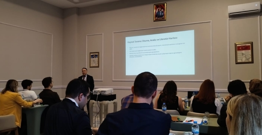 4. Enfeksiyon Hastalıkları ve Klinik Mikrobiyoloji Ulusal Asistan Kongresi 